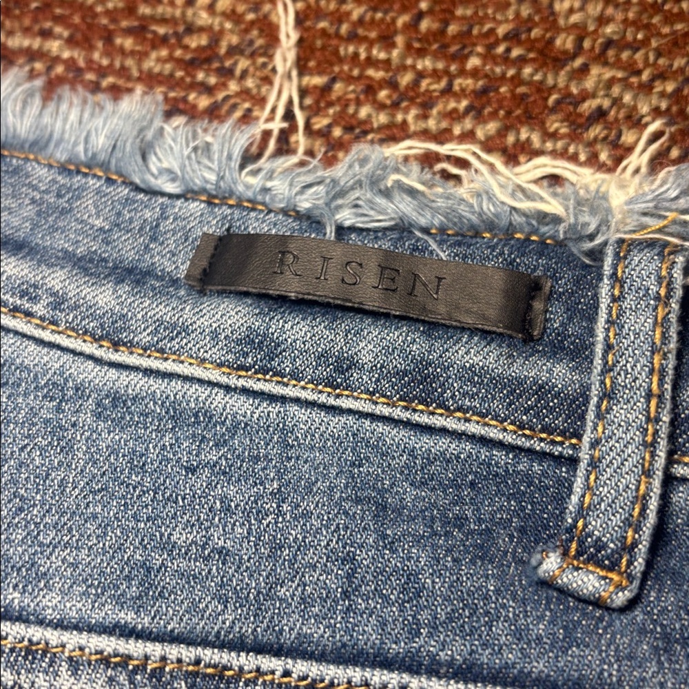 Risen denim crop frayed distressed medium wash high rise jeans women’s 29 size 9 - Picture 7 of 13